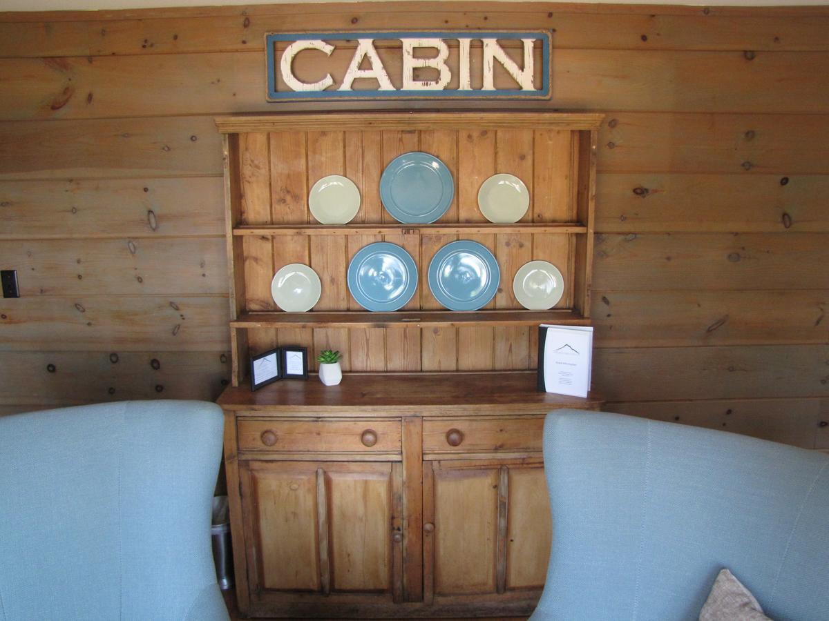Woodbound Inn Rindge Esterno foto